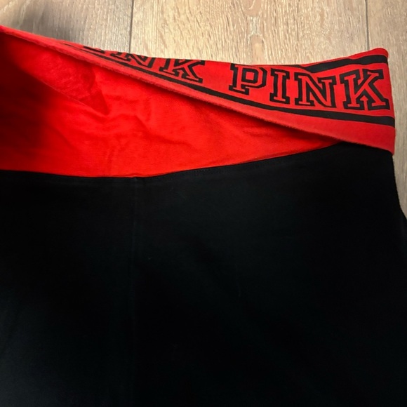 Y2k PINK Victoria's Secret Red Yoga Top - red and black foldover - Picture 5 of 6